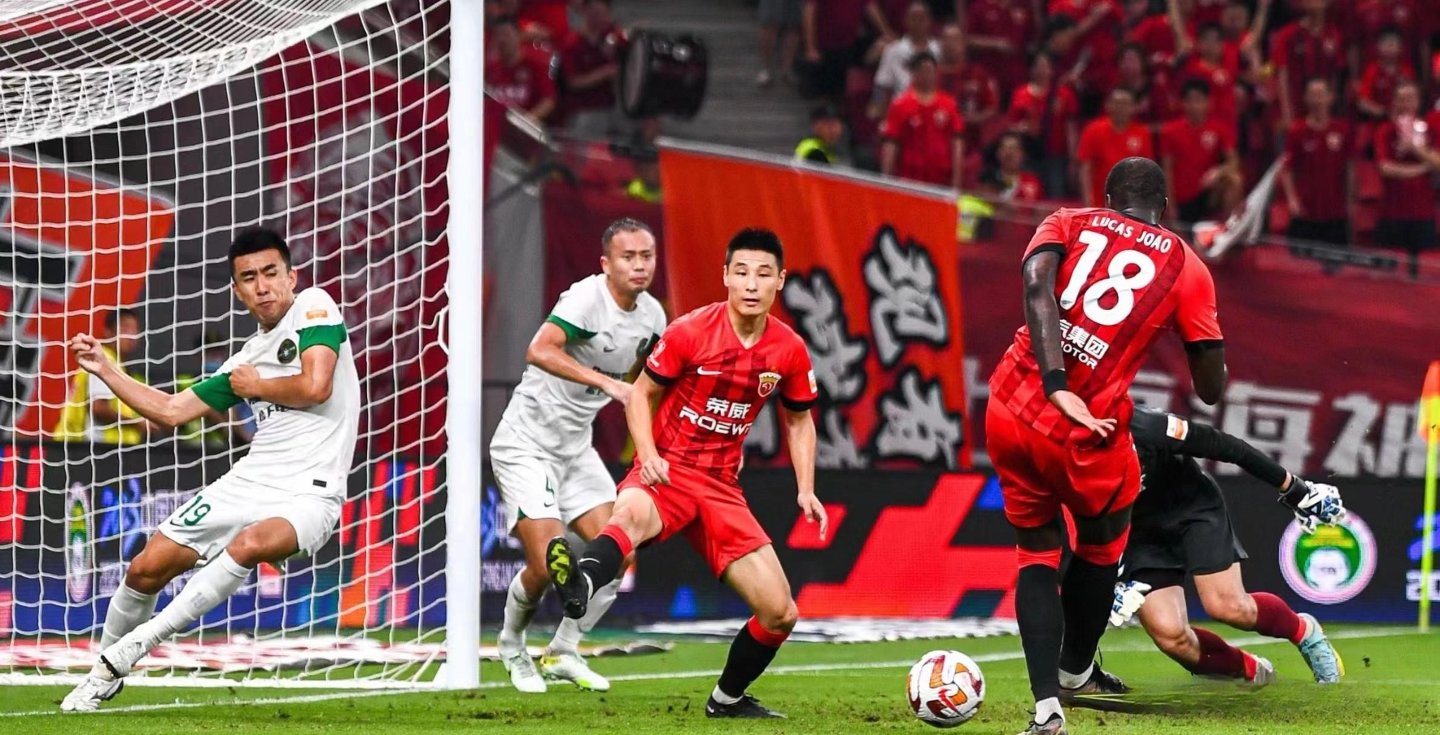 pg电子-西甲倒计时，武汉三镇关键时刻造点机会，细节引发关注，目标明确，数据趋势出现新变化的简单介绍